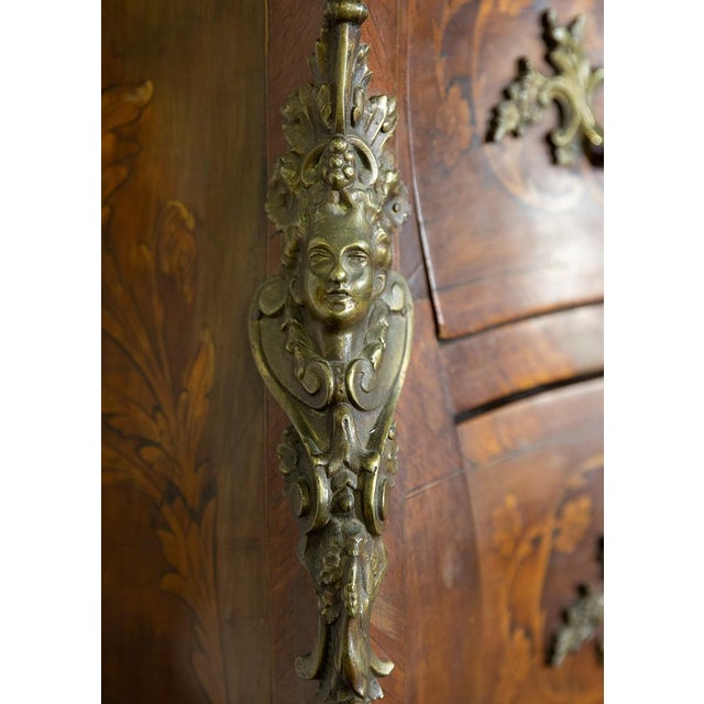 18th Century Louis XV Commode For Sale In Salt Lake City - Image 6 of 10