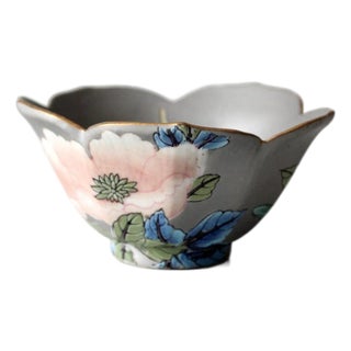 Vintage Japanese Porcelain Floral Bowl For Sale