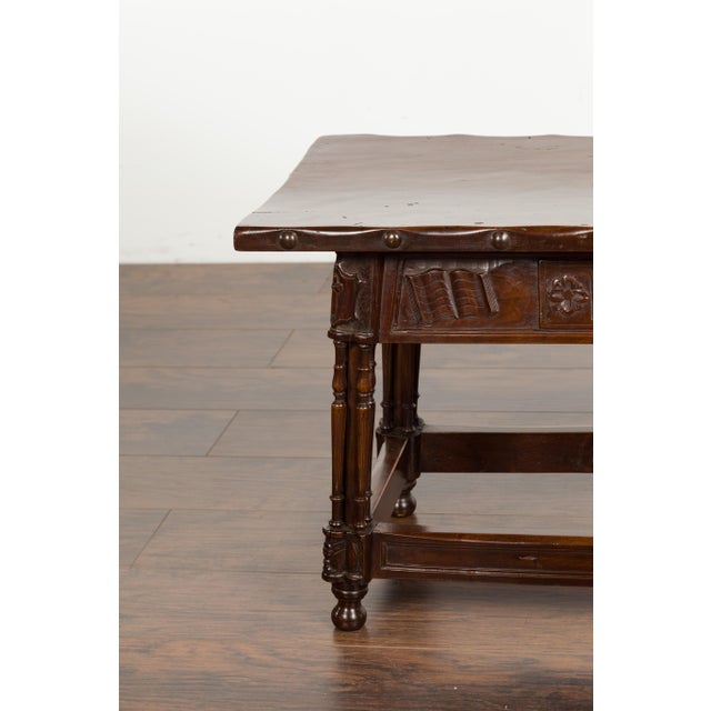 English 1820s Georgian Period Walnut Bench with Lift Top and Cross Motifs For Sale - Image 11 of 12