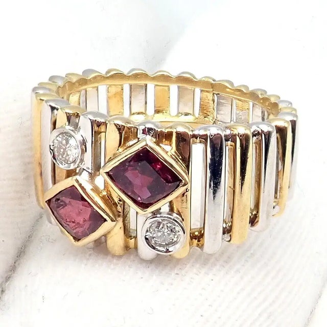 Van Cleef & Arpels Ruby Diamond Yellow + White Gold Ring, Size 6.5 For Sale - Image 9 of 11