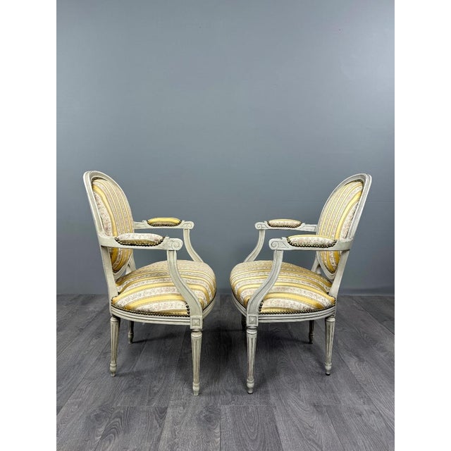 20th Century Louis XVI Medallion Armchairs with Ottoman, Set of 3 For Sale - Image 9 of 13