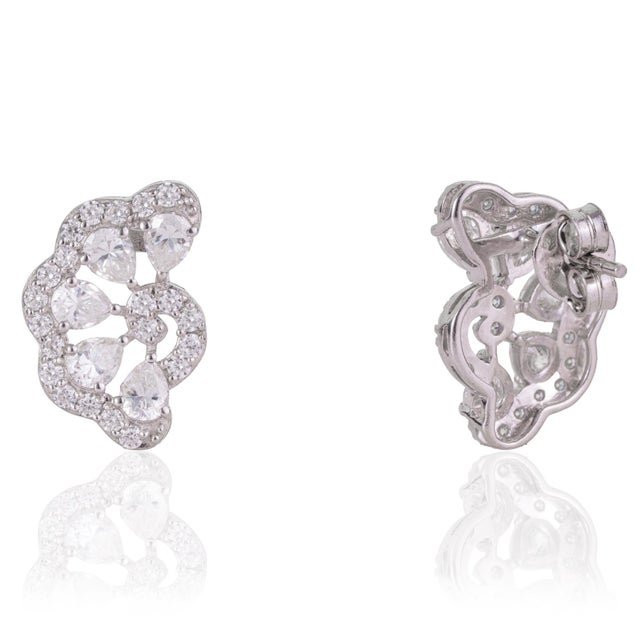 Metal Contemporary Openwork Radiant Moissanite Cluster Stud Earrings, 2 Pieces For Sale - Image 7 of 12