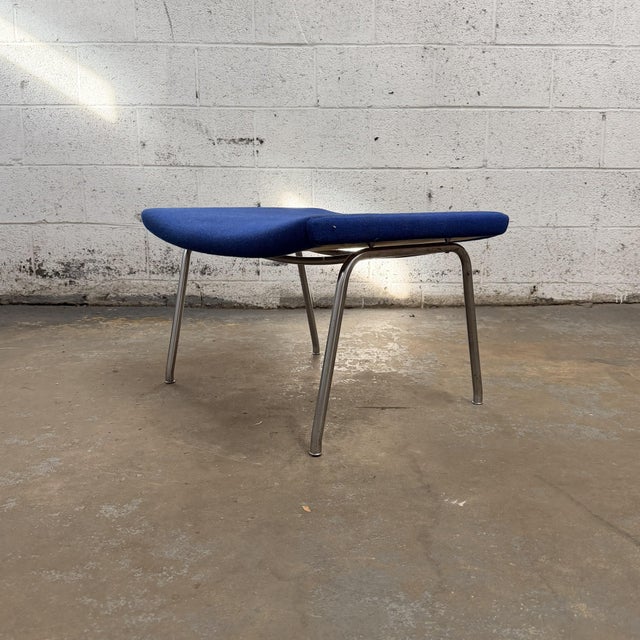 Mid 20th Century Rare Vintage Danish Hans J. Wegner Ap41 Kastrup Airport Stool a.p. Stolen For Sale - Image 5 of 7