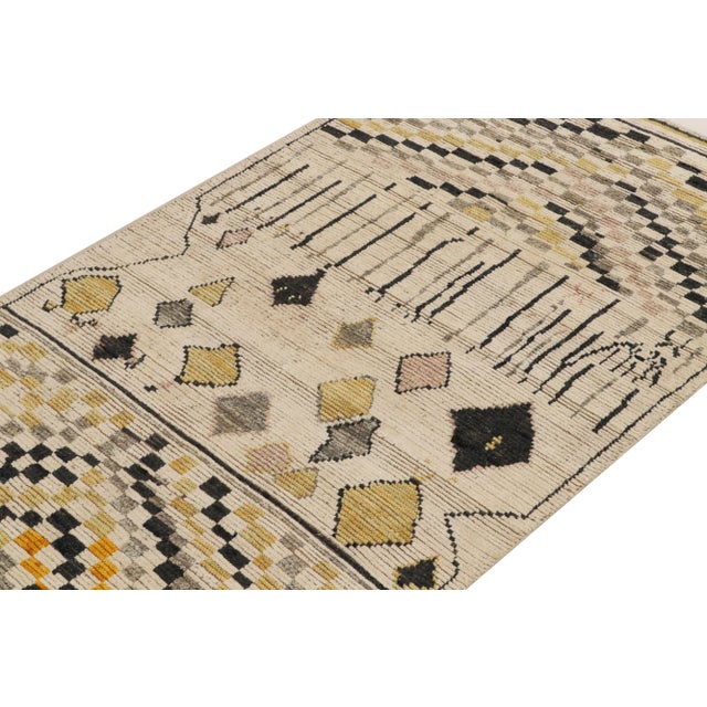 Rug & Kilim Rug & Kilim’s Moroccan Style Rug in White, Gold, Black - 3'x12' For Sale - Image 4 of 6