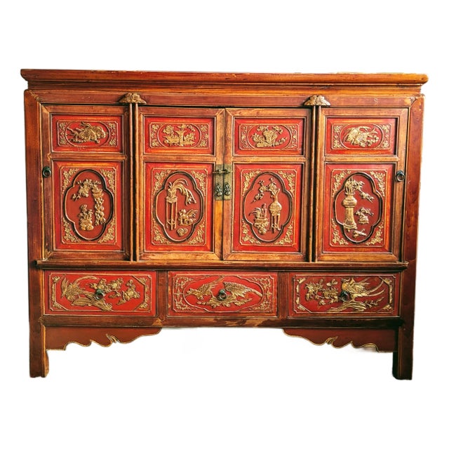 Mid 19th Century Qing Dynasty Cabinet For Sale