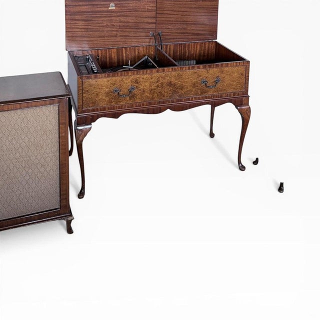 Vintage Walnut Radiogram and Stereo Speakers from Dynatron, Set of 3 For Sale - Image 9 of 11