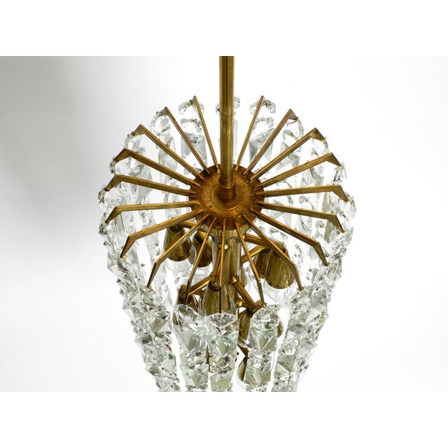 1950s Mid-Century Brass Crystal Glass Chandelier from Vereinigten Werkstätten, 1950s For Sale - Image 5 of 18