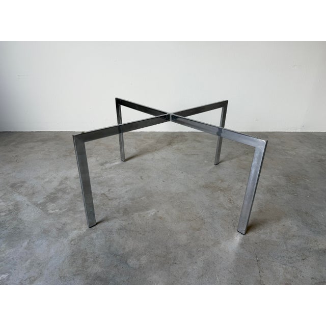 1970s Mid-Century Modern Knoll Barcelona-Style Chrome X-Base Round Glass Coffee Table For Sale - Image 11 of 12