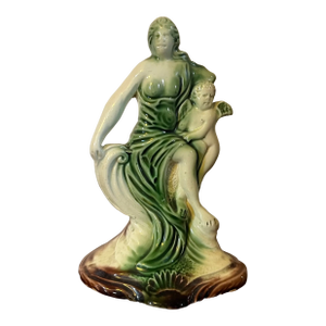 Antique 18th Century English George III Ralph Wood Staffordshire Prattware Figure of Venus and Cupid