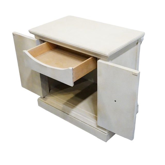 Wood Unique Furniture Italian Mediterranean Style Hollywood Regency 26" Cabinet Nightstand 7117 - Dorado White Finish For Sale - Image 7 of 13
