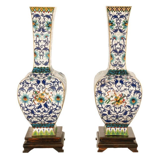 Late 18th Century Antique Pair Monumental Chinese Qing Qianlong Period Cloissoné Enamel Vases 1795 For Sale - Image 5 of 16