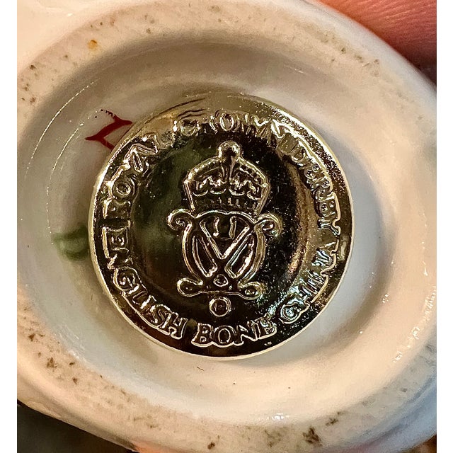 Late 20th Century Royal Crown Derby 'Wren' Paperweight For Sale In Atlanta - Image 6 of 6