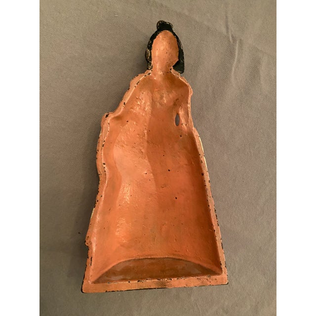 1910s 1915 National Foundry Cast Iron Antique Lady With Hat and Flowers Doorstop For Sale - Image 5 of 7