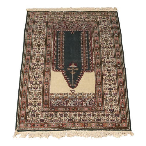 Vintage Turkish Ghiordes Rug For Sale