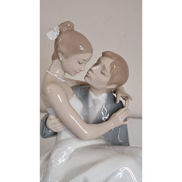 White Lladro 8029 the Happiest Day Bride Groom Wedding Figurine 2003 Mint Spain 11"h For Sale - Image 8 of 11