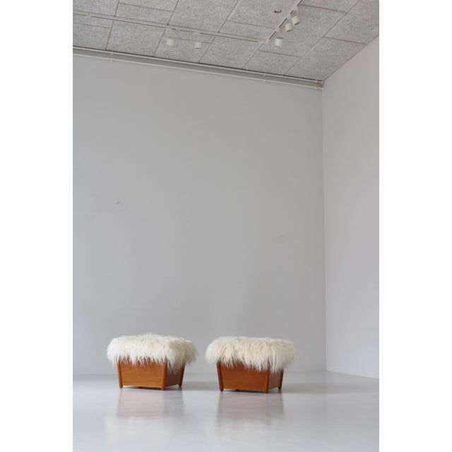 1960s Set of Modern Scandinavian Stools in Oak and Sheepskin, Denmark, 1960s For Sale - Image 5 of 18