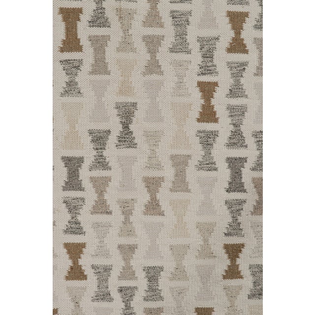 Muted Scandinavian Kilim Rug by Celerie Kemble for Chairish, 4'x6' For Sale In New York - Image 6 of 8