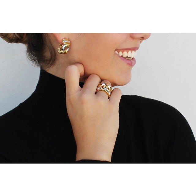 Single Pair of Faraone Yellow and White Gold Diamond Earrings For Sale - Image 4 of 4