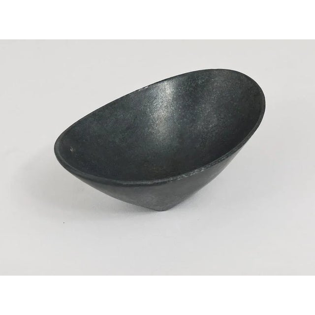 Mid-Century Black Cast Iron or Ashtray Bowl attributed to Carl Auböck, Austria, 1950s For Sale - Image 6 of 10