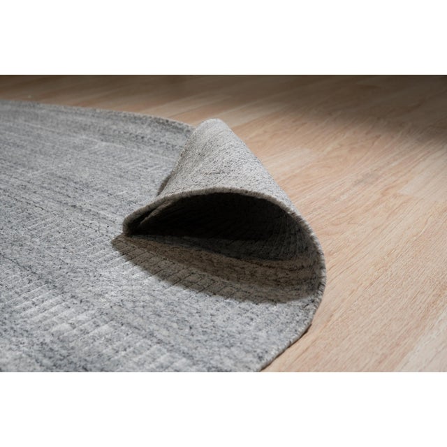 Contemporary 8x10 Tessa Xena Silver Allover Geometric Contemporary Handmade Wool Carpet Rug For Sale - Image 3 of 6