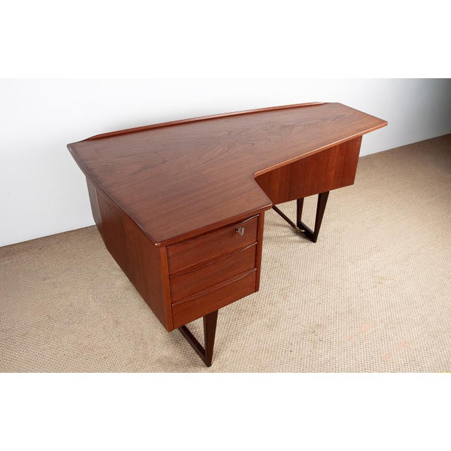 Danish Boomerang Desk in Teak and Brass by Peter Lovig Nielsen for Dansk Design, 1968 For Sale - Image 17 of 18