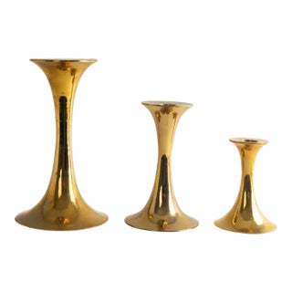Vintage Brass Fluted Candlestick Holders - Set of 3 For Sale