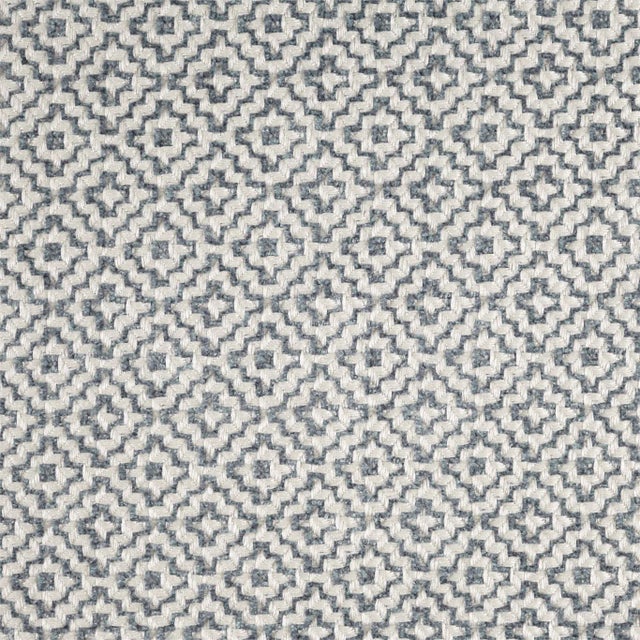 Sanderson Linden Fabric in China Blue For Sale