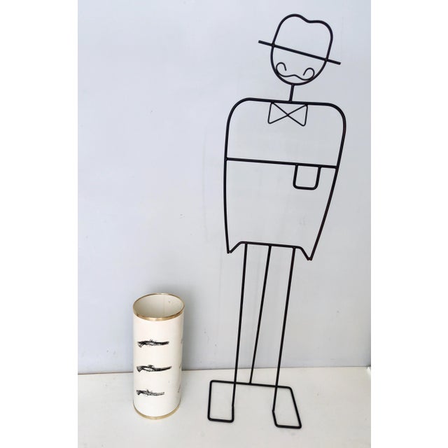 Beige Varnished Metal and Brass Umbrella Stand, 1950s For Sale - Image 4 of 15