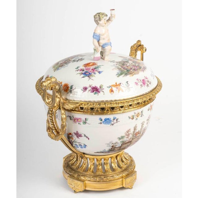 Napoleon II Porcelain Perfume Burner, Berlin, 19th Century For Sale - Image 4 of 10