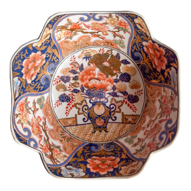 Antique Japanese Imari Porcelain Bowl | Meiji Period | Lobed Form | Flower Basket & Phoenix Panels For Sale