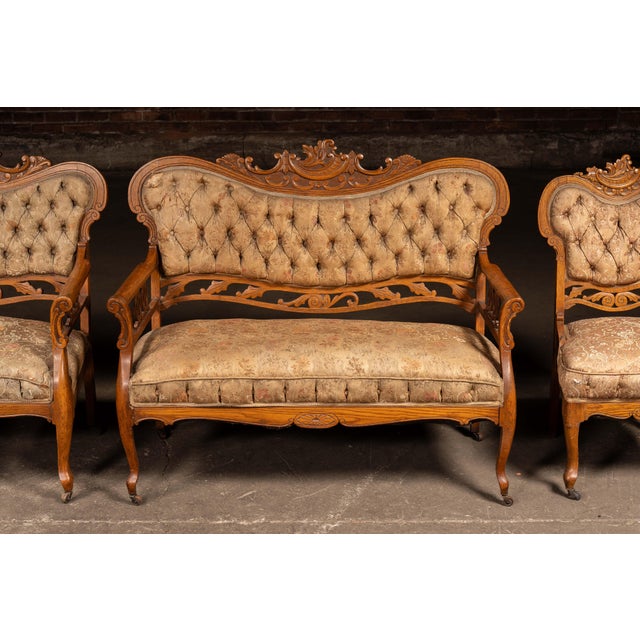 Late 19th Century Victorian Eastlake Carved Oak Parlor Suite – 6 Piece Set For Sale In Chicago - Image 6 of 18