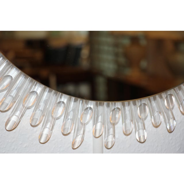 Mid-Century Modern Vintage Mirror in Acrylic Glass, 1970s For Sale - Image 3 of 5