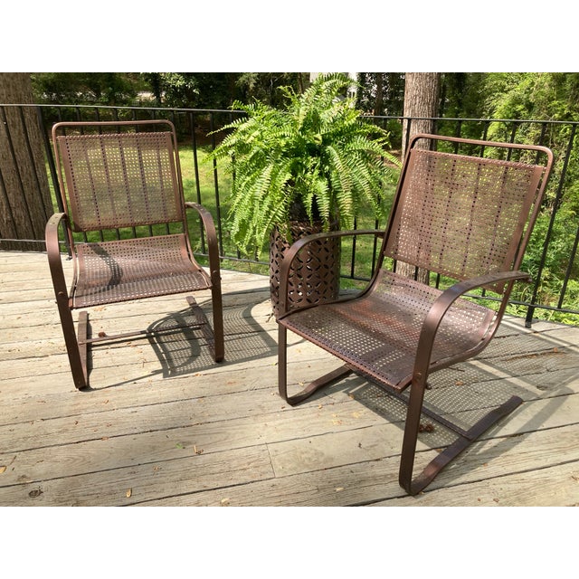 Mid-Century Modern 1950s Mid Century Modern Rockers, Attributed to Howell Manufacturing For Sale - Image 3 of 10