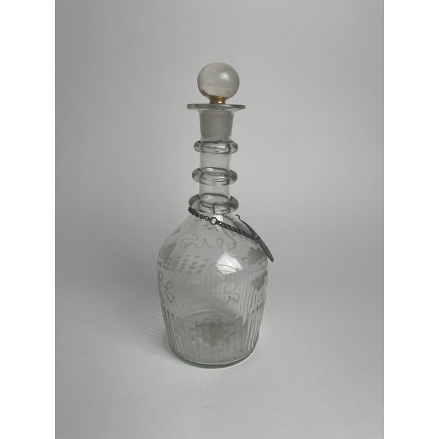 Traditional 18th/19th Century Etched Glass "Hollands" Decanter For Sale - Image 3 of 6