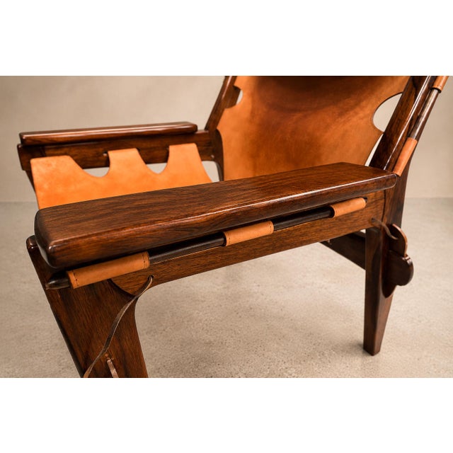 Brazilian Modern “Kilin” Armchairs in Jacarandá Rosewood & Leather by Sergio Rodrigues, 1973 For Sale - Image 12 of 18