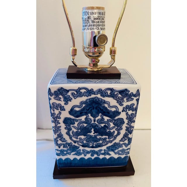 Late 20th Century Late 20th Century Ralph Lauren Porcelain Blue and White Chinoiserie Small Table Lamp For Sale - Image 5 of 8