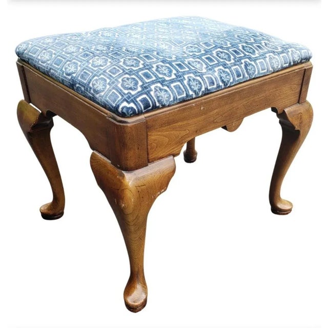 Wood Statton Furniture Oxford Cherry Upholstered Stool, C 1970s For Sale - Image 7 of 7