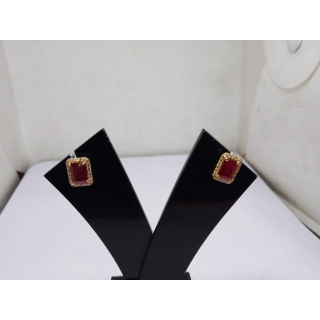 Natural Ruby 1.96cts & Diamond 0.30cts Earring in 18k Yellow Gold For Sale In New York - Image 6 of 8