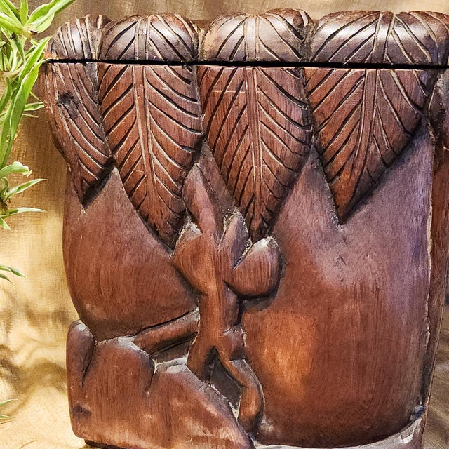 Mid 20th Century Hand-Carved Wooden Keepsake Trunk – Vintage Figural Scene, Boho Decor For Sale - Image 11 of 15