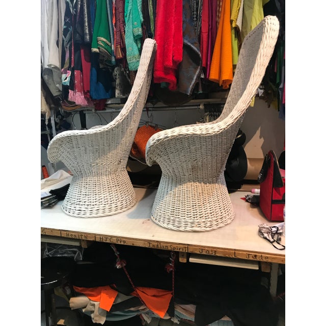 Mid Century White Wicker Chairs - a Pair For Sale - Image 12 of 13