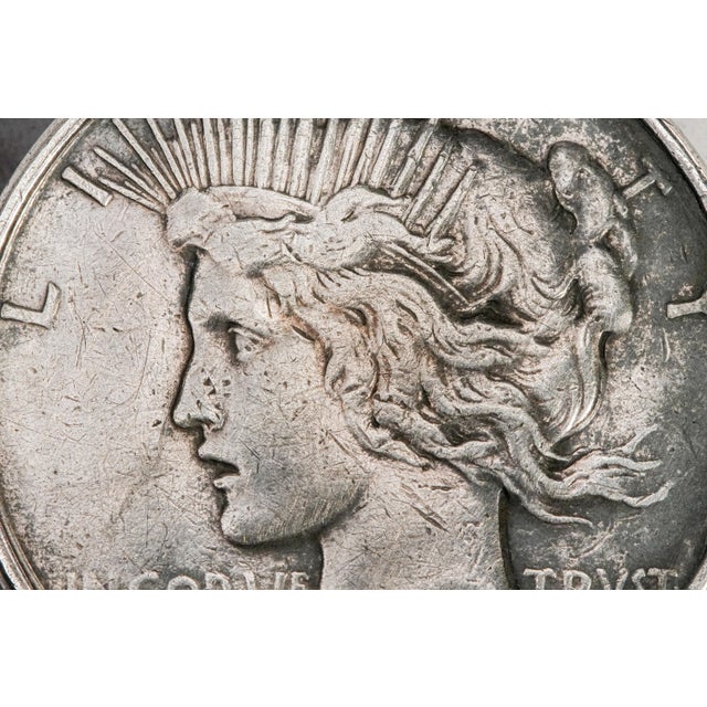 1950s Americana Lady Liberty America Art 1923 Peace Dollar Coin Mounted Antique Sterling Silver Money Cash Clip For Sale - Image 5 of 10