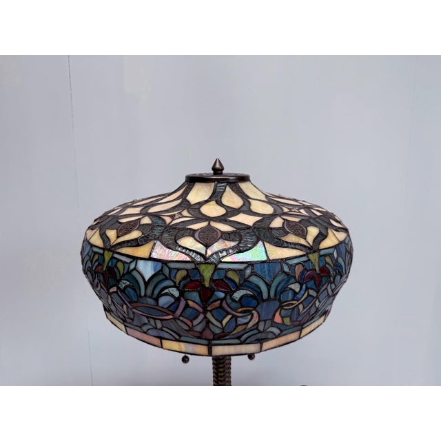 Large Tiffany Style Table Lamp in Stained Glass with Floral Shade For Sale - Image 5 of 13
