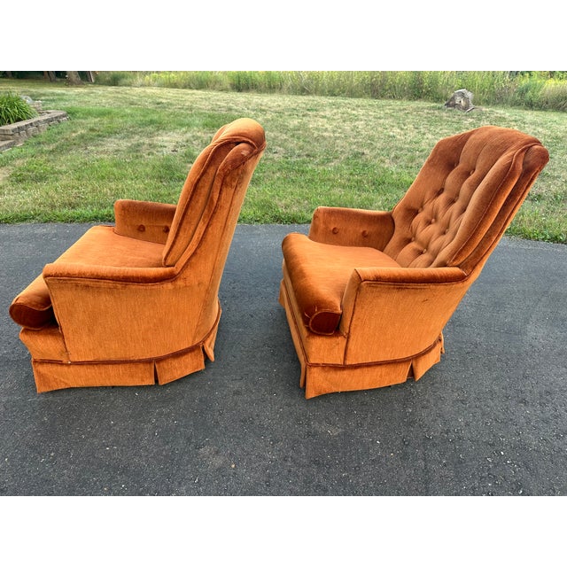Kroehler Mfg. Co. Pair of Vintage 1970s Swivel Rocker Chairs - Bronze Tufted Velvet (Kroehler/Middletown) For Sale - Image 4 of 17