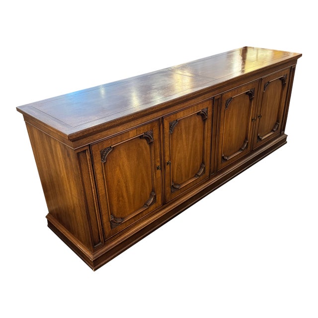 White Fine Furniture Sideboard For Sale