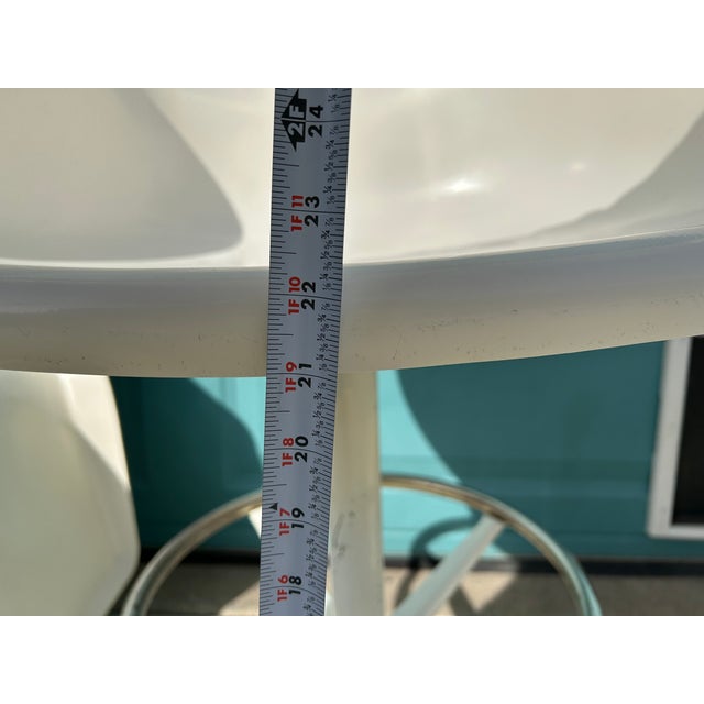 Mid Century Fiberglass Shell Tulip Swivel Bar Stools - Set of 4 For Sale - Image 16 of 16