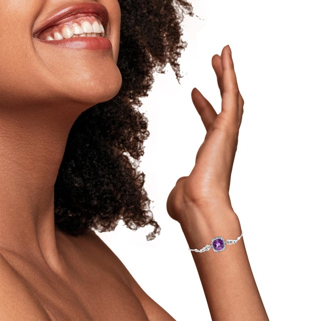 Haus of Brilliance .925 Sterling Silver 10mm Cushion Cut Amethyst Gemstone and Diamond Accent Lariat 4”-10” Adjustable Bolo Bracelet (H-I Color, SI1-SI2 Clarity) For Sale - Image 4 of 5