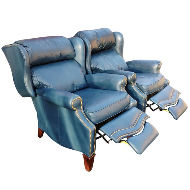 Traditional Experience Unmatched Comfort: A Pair of MotionCraft Full Grain Leather Recliners For Sale - Image 3 of 11