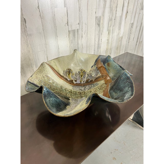 1980s Clam Shell Design Bowl For Sale - Image 4 of 13