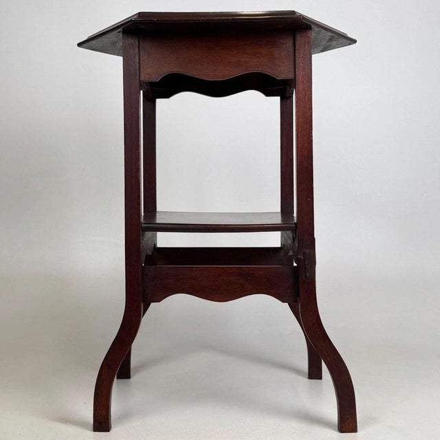 Antique English Edwardian Mahogany Side Table, 1890s For Sale - Image 4 of 12
