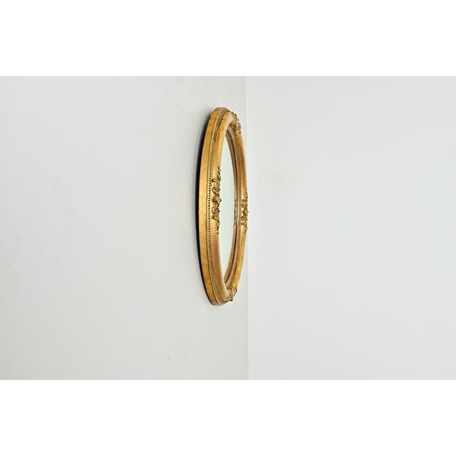 Wood English 19th Century Round Gilt Convex Mirror For Sale - Image 7 of 8